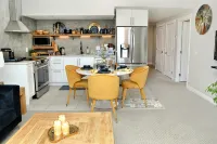 Bright and sunny 1-bdr guest suite in South Calgary -  Appartamenti vacanze