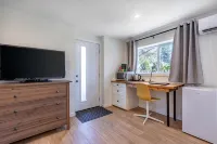 Lower Mission Private Suite