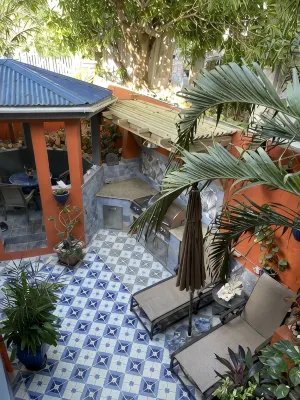 MEcasaMEnavia Hidden Gems - 2-Star