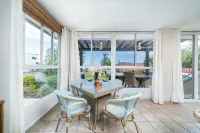Villa Elysian Beachfront Luna Studio Sleeps 4 - 2-Star