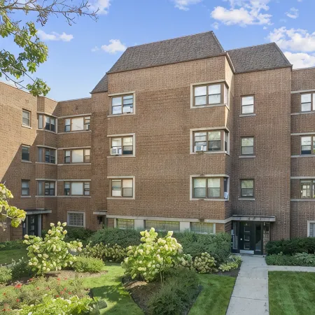 Spacious and Newly Renovated 1Br Next to the Beach