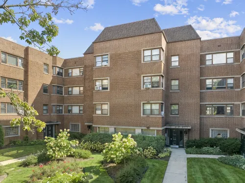Spacious and Newly Renovated 1Br Next to the Beach