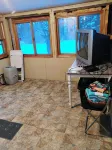 Cozy Cottage w/ Sauna & EV 14-50 Outlet!! Hot Tub Available April - October - Wifi
