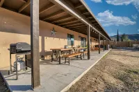 Panoramic Views & Hot Tub! Joshua Tree Sunset Vista - Homestays