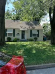Aunt Doodle’s House 8 blocks from Historic Main Street.. Convenient location! - Kitchens