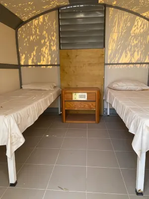 Santorini Camping & Hostel Các khách sạn ở 