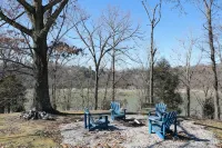 Spacious 5-Bedroom Home on Lake Cumberland!