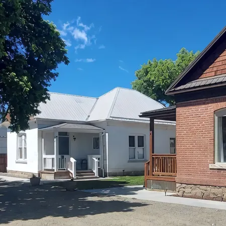 506 Historic Brickhouse off Main St. - 2 Blocks from Salmon River