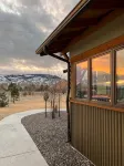 Modern Dog Friendly Paradise Valley Home near Yellowstone NP & Chico Hot Springs - 4 tähden