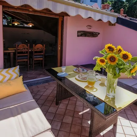 L'una di Lago Lake Apartment - Whit Parking Отели в г. Торно