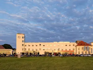V8 Hotel Classic Motorworld Region Stuttgart