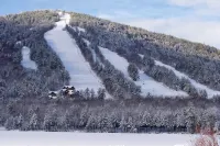 3 bedrooms, close to skiing and lakes. - WiFi