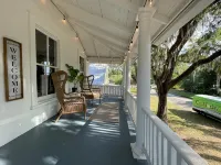 Cozy Historic home with 2 king size beds in Sanford - 3 stjerner