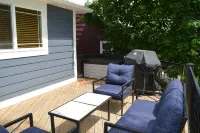 Renovated home in vintage neighborhood, close to airport, hospitals, & downtown. - ห้องครัว