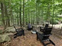 Charming, updated Cabin in The Hideout Hotels in Lake Ariel