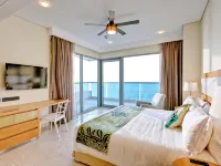 Las Americas Torre Del Mar Hotels near Crespo