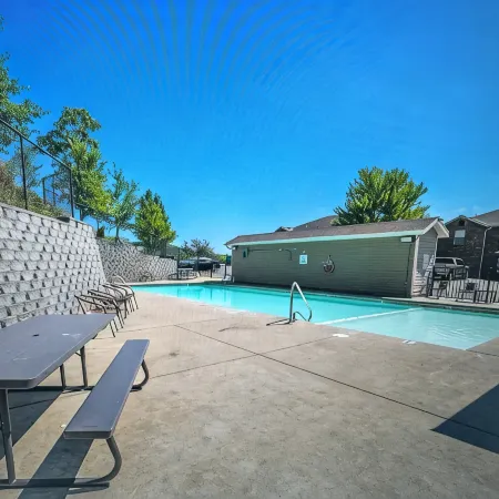 Mercy's Hideaway - Open Pool! Relaxing & Chic! Prime Location w/ Natural Views!