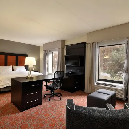 Hampton Inn Stafford/Quantico & Conference Center