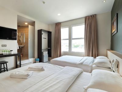 One Avenue Hotel