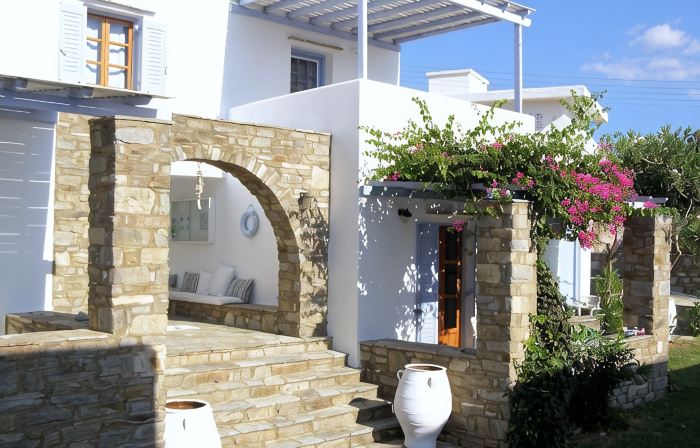 Elena Studios & Apartments
