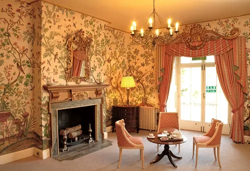 Donnington Grove -  Holiday Villas