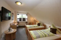 Landhotel Möllhagen - 3-Star