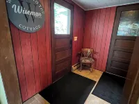 Wiseman Cottage on Hubbard Lake Hotels in Alcona County