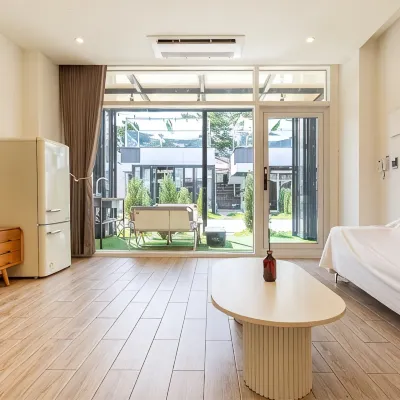 Yangyang Pool Lounge Pension & Glamping Hotel berhampiran Pantai Hajodae