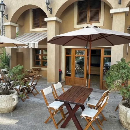 Central Hotel & Restaurant Отели в г. Будва