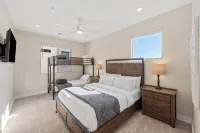 6BR/6.5BA, POOL, Hot Tub, Game Room, Golf--Sleeps 22! - 4-نجوم