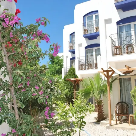 Serpina Hotel