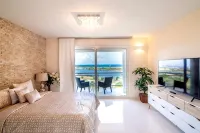 Skyline Luxury Condo
