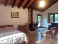 Moon River Cottage • Loft • River Access • Fireplace • Peaceful • Near Sequoia - Wi-Fi
