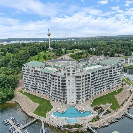 Modern Decor, Views, Grill, Workstation, Boat + 2 PWC Slips & Resort-style Amenities