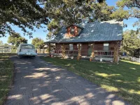 Cottage Properties - Country Log Cabin - Wifi