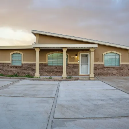 Cozy 3-Bedroom, 2-Bath Home in Midland – Perfect for Families or Work Trips!