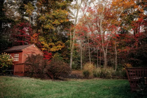 Spacious Group Stay-Pond Retreat, Fishing & Wineries Near Cville & SNP - Boutique