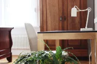 90 sqm apartment suitable for family - Homestays