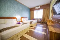 Hotel Sandakan - parcheggio