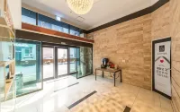 Yeosu Hotel Sixty - 2-Star