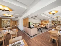 Jungfrau Lodge, Swiss Mountain Hotel Hotels near Hohwald