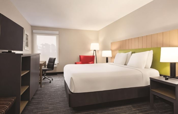 Country Inn & Suites by Radisson, Dunn I-95