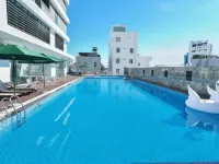 The Beach -FLC Sea Tower Quy Nhon - Yüzme Havuzu