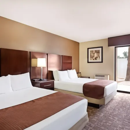 Super 8 by Wyndham Chandler Phoenix