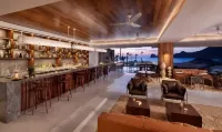 ME Cabo by Meliá – Adults Only - bar