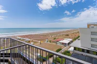 Hotel Touring - Beach