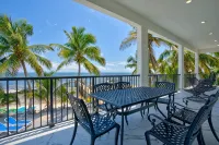 Wide Horizon oceanfront.  4 bedroom, 4 ½ bath,  kayaks, pool + observation deck. - ジム