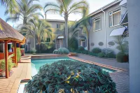 The Blue Sparrow Guest House - Guest houses