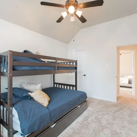 Brand New Pool & Spa! 4-Bdr Home in the Woodlands TX, Sleeps 10