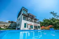 Sacheon Yogiga Pension - مسبح